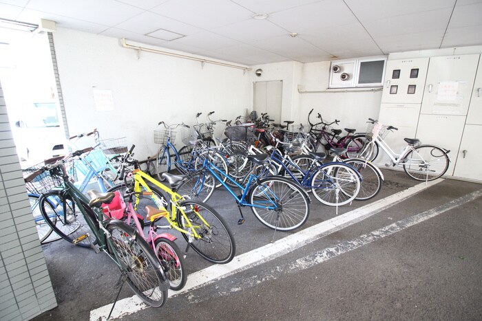 ルネサンス山鼻の物件外観写真