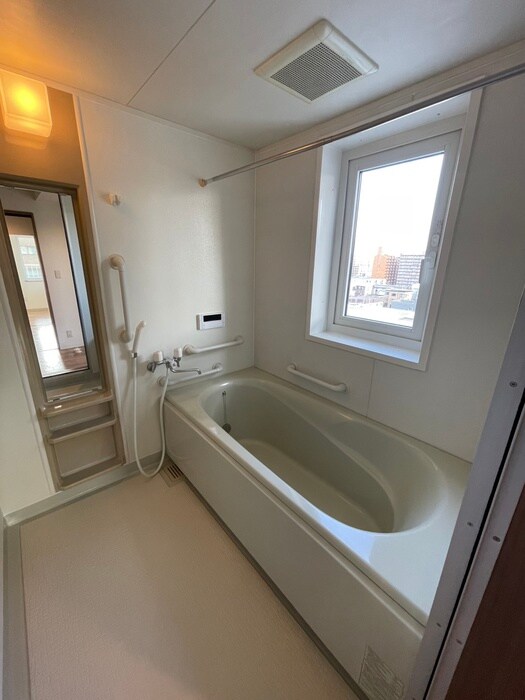 ルネサンス山鼻の物件内観写真