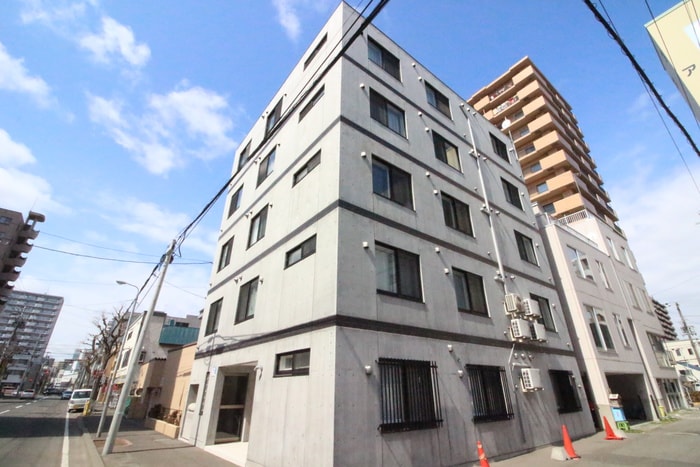 エムズ豊平22の物件外観写真