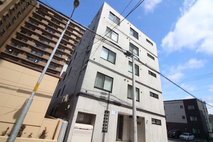 エムズ豊平22の物件外観写真