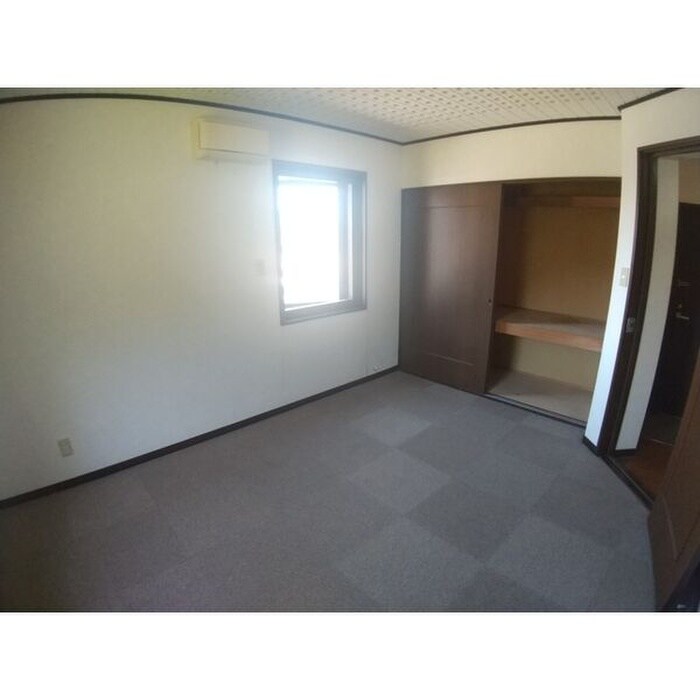 ショパンシャト－山の手の物件内観写真