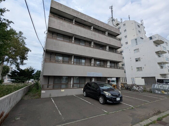 ３Ｒ、ｓの物件外観写真