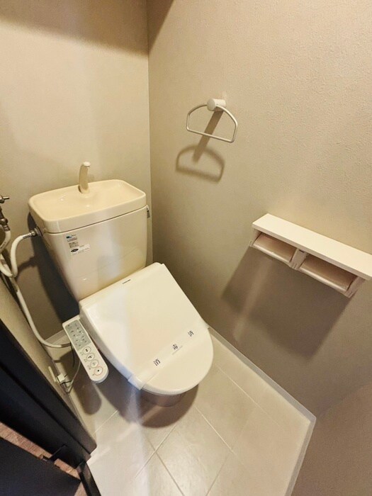 サイレンス宮の森アネックスの物件内観写真