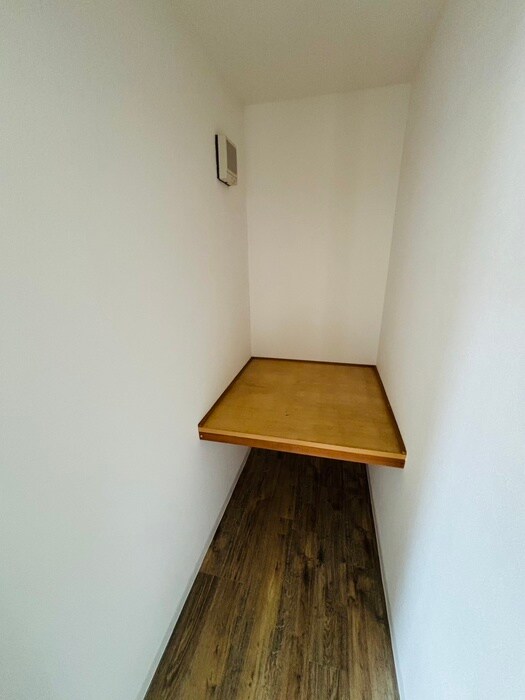 サイレンス宮の森アネックスの物件内観写真