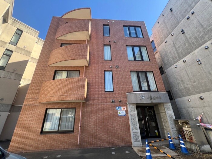 ラガ－ハイム本郷通の物件外観写真