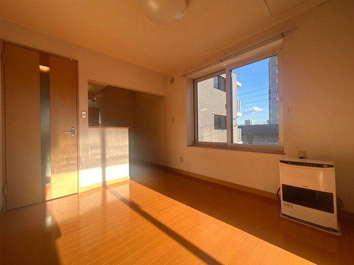 ジュネスコ－ト旭町壱番館の物件内観写真