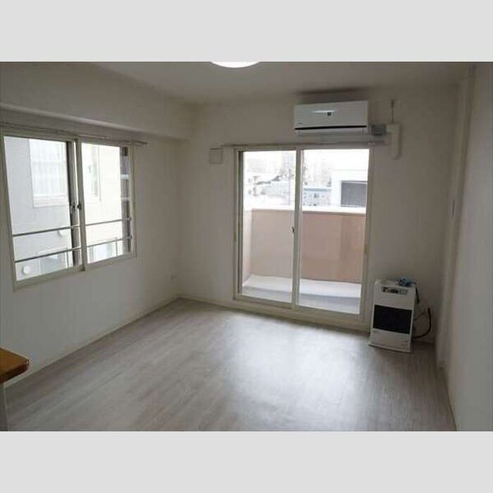 Flat Carreraの物件内観写真