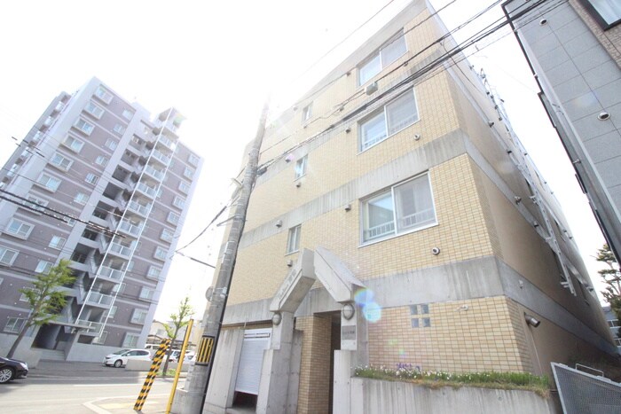 イーハト－ブ南郷の物件外観写真