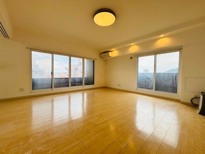 スペチアーレ伏見ＷＥＳＴの物件内観写真