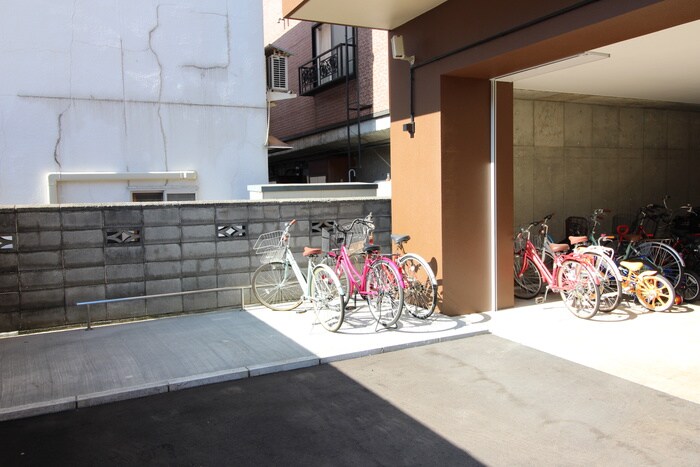 スペチアーレ伏見ＷＥＳＴの物件外観写真