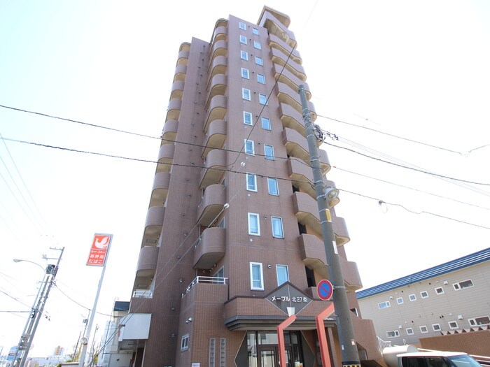 メ－プル北２７条の物件外観写真