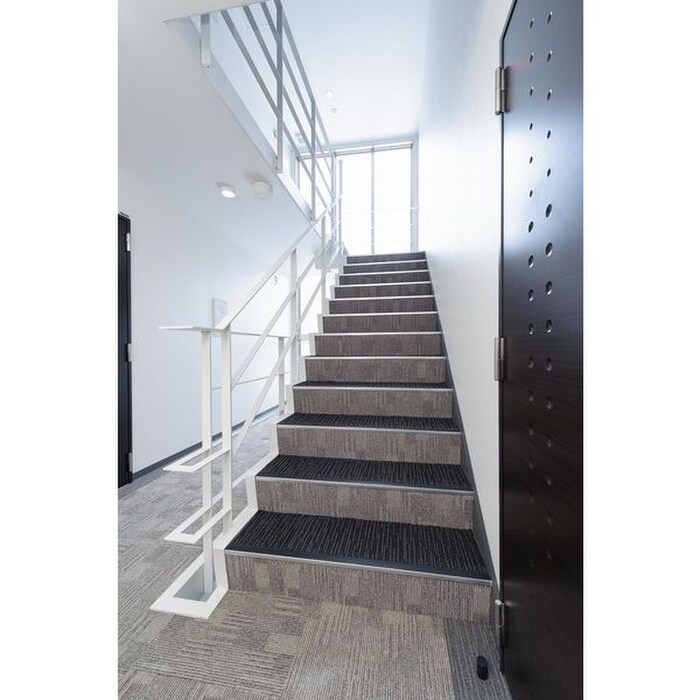 West Puertaの物件外観写真