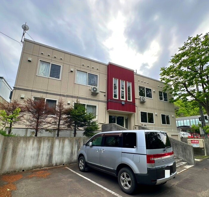 ネビオス伏見の物件外観写真