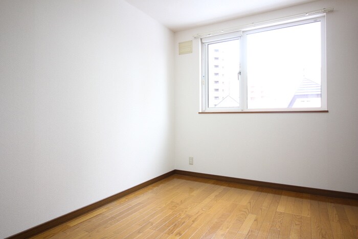 ステラガーデン山鼻の物件内観写真