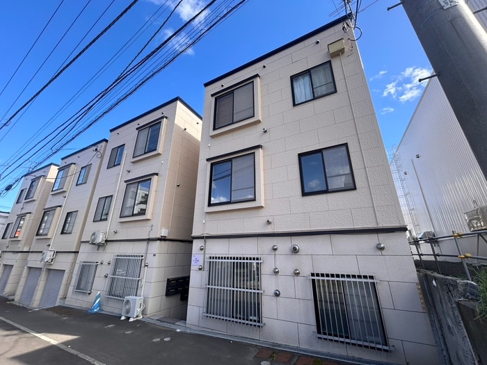 サザンヒルズ壱番館の物件外観写真