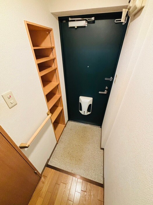 サンテラス宮の森の物件内観写真