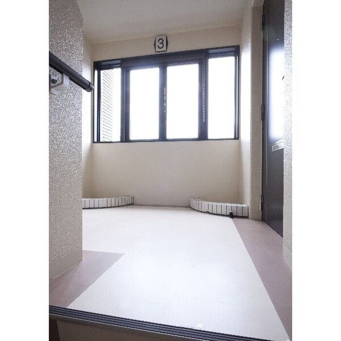 グランメール本郷公園の物件外観写真