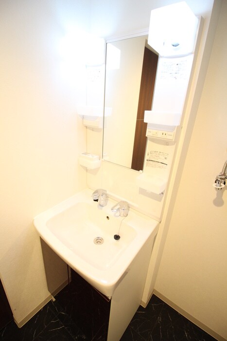 ロテュス１３１５の物件内観写真