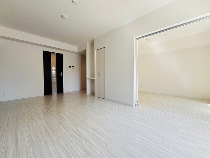 ＲＡＤＩＡ近代美術館前の物件内観写真