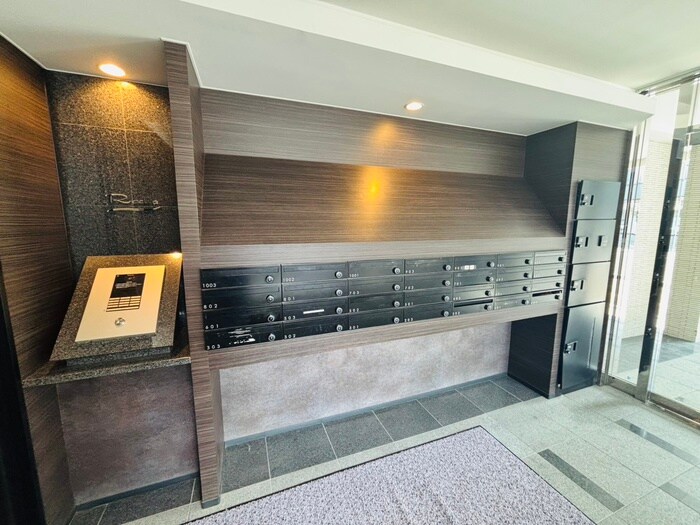 ＲＡＤＩＡ近代美術館前の物件外観写真