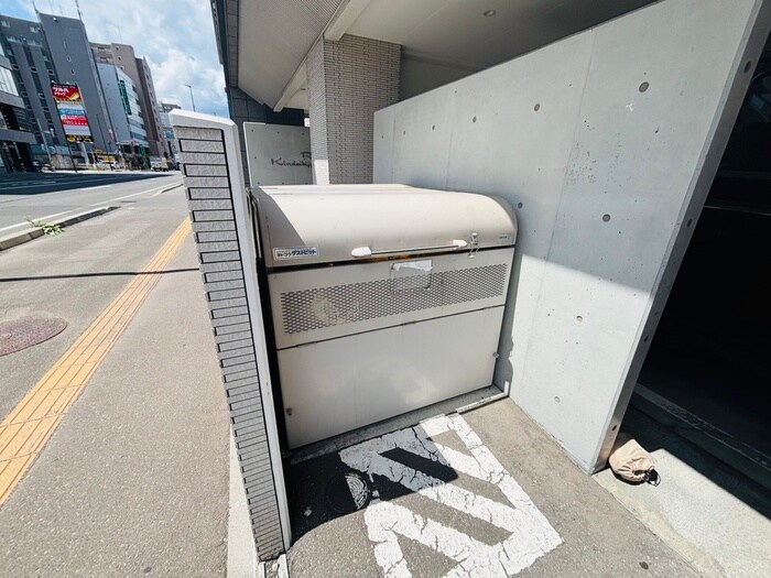 ＲＡＤＩＡ近代美術館前の物件外観写真