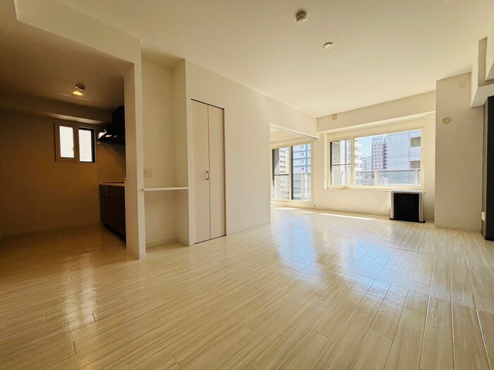 ＲＡＤＩＡ近代美術館前の物件内観写真