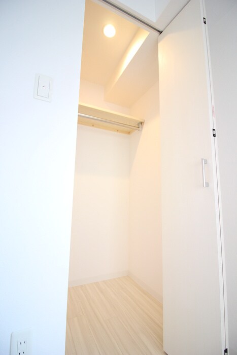 ＲＡＤＩＡ近代美術館前の物件内観写真