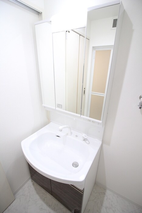 ＲＡＤＩＡ近代美術館前の物件内観写真