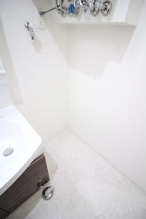 ＲＡＤＩＡ近代美術館前の物件内観写真