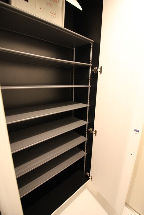 ＲＡＤＩＡ近代美術館前の物件内観写真