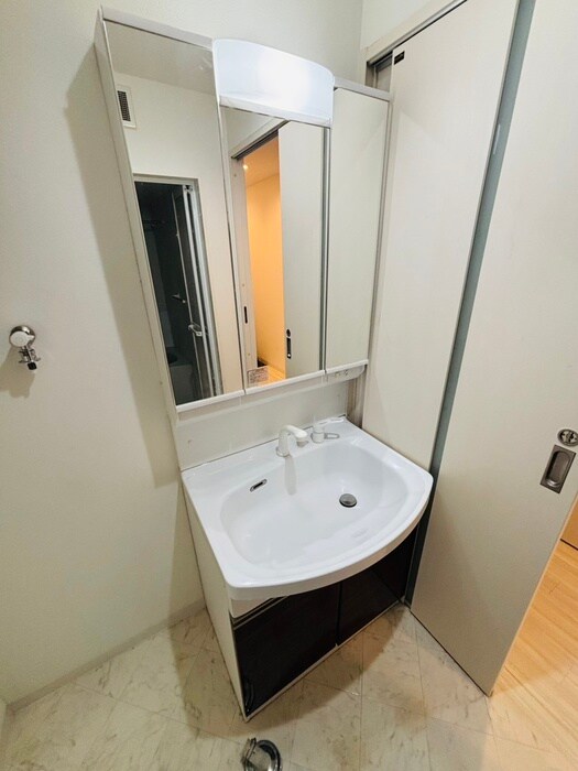 ＲＡＤＩＡ近代美術館前の物件内観写真