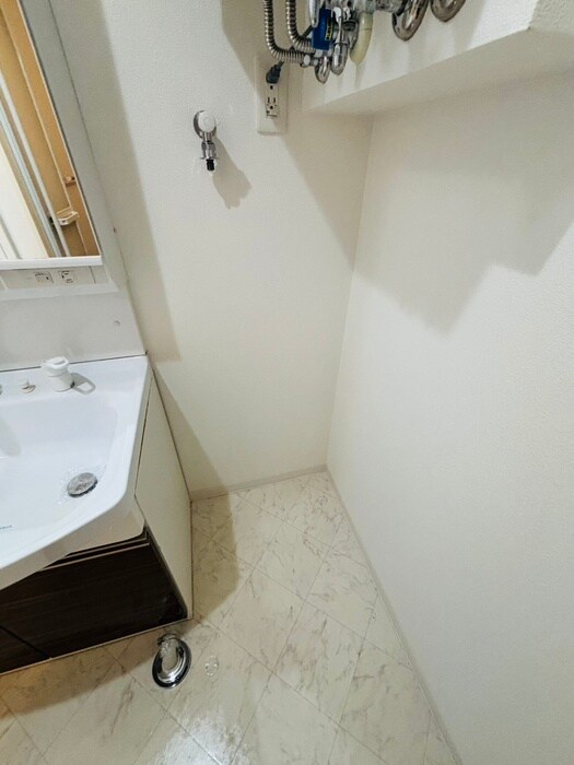 ＲＡＤＩＡ近代美術館前の物件内観写真