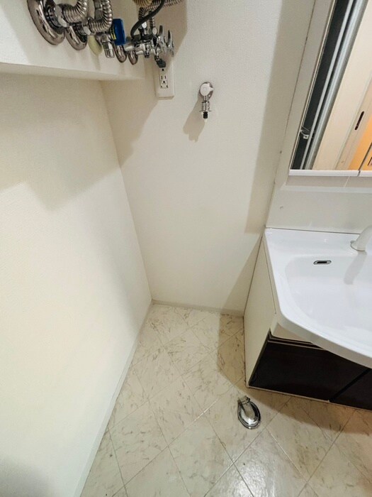 ＲＡＤＩＡ近代美術館前の物件内観写真