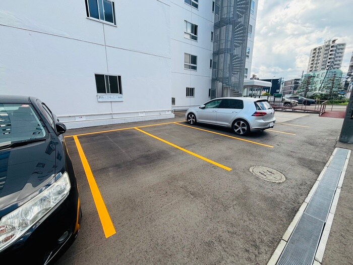 宮の森グランドハイツ（２０６）の物件外観写真