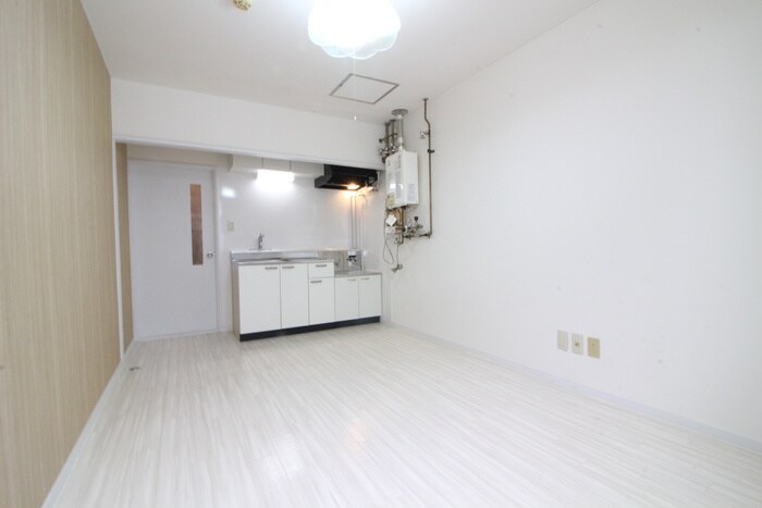 ヒュース北16Ｃの物件内観写真