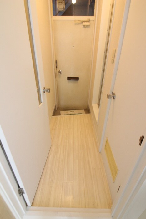 ヒュース北16Ｃの物件内観写真