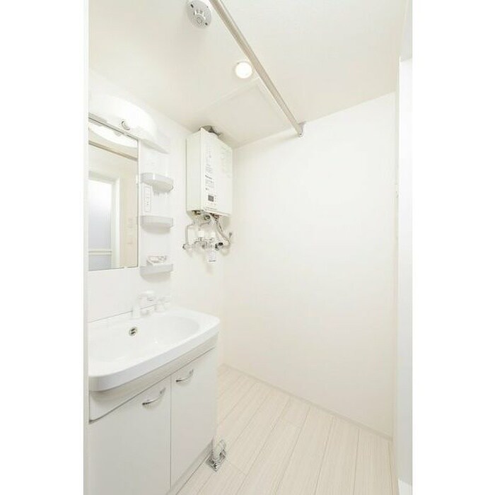 KING HOUSE KANJYODORI HIGASHIの物件内観写真