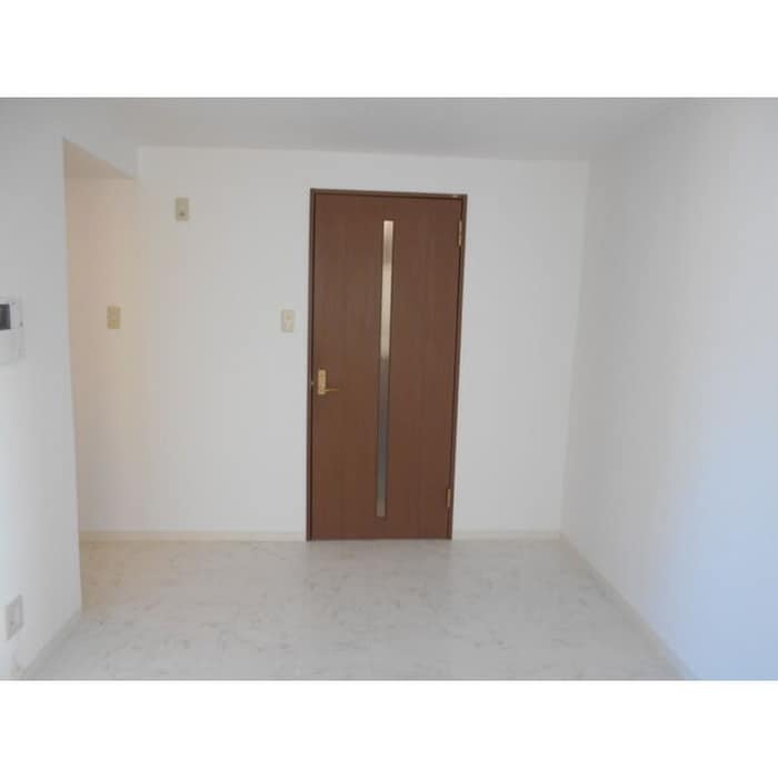 ブランノワール東区役所の物件内観写真