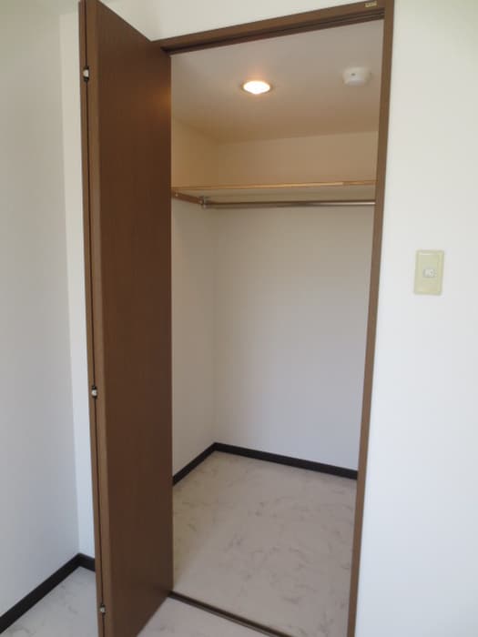 ブランノワール東区役所の物件内観写真