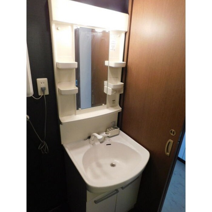 ブランノワール東区役所の物件内観写真