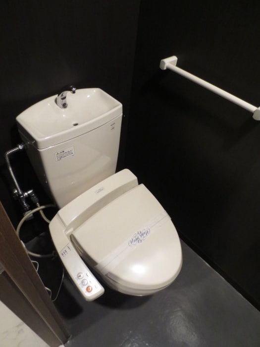 ブランノワール東区役所の物件内観写真