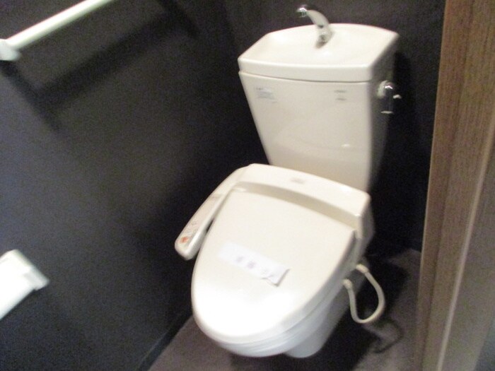 ブランノワール東区役所の物件内観写真