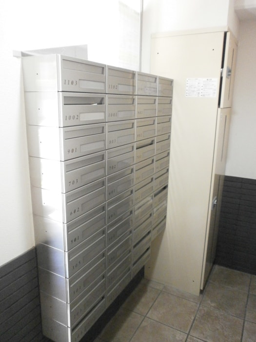 クラッセ知事公館前の物件外観写真