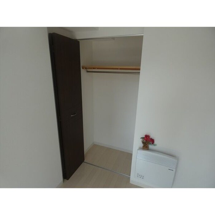 クラッセ知事公館前の物件内観写真