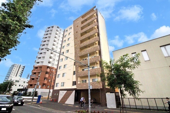 パルティーレ南郷通の物件外観写真