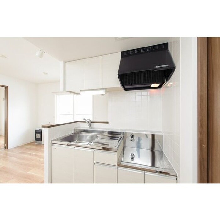 FRONTIERの物件内観写真