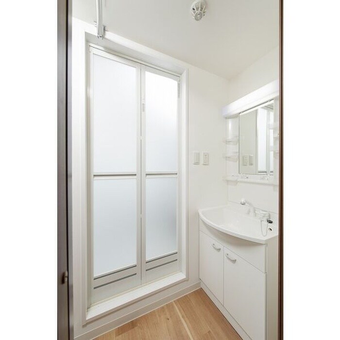 FRONTIERの物件内観写真