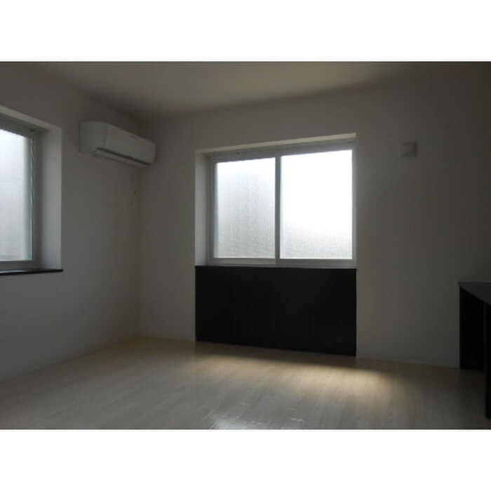 ロワ・プルミエの物件内観写真