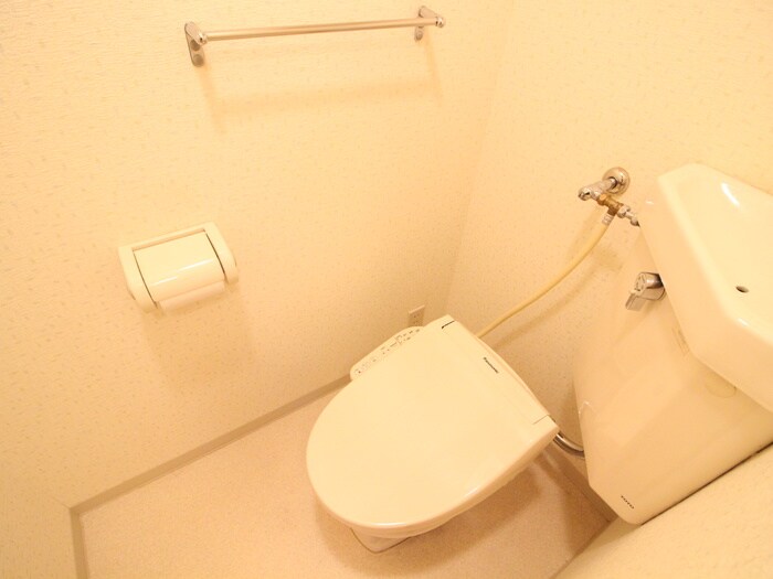 カーサエスティーナの物件内観写真