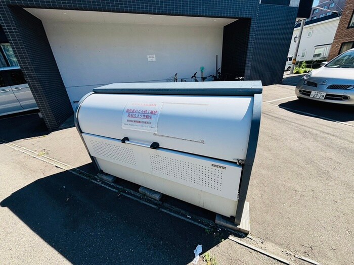 カーサフォレスト北円山の物件外観写真